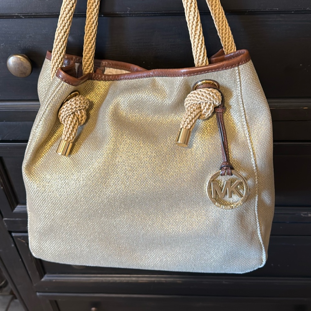 Michael Kors Large bag-purse gold with brown leather trim